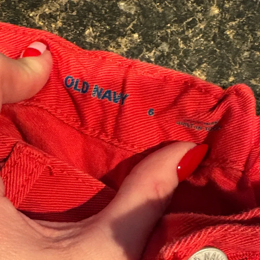 Red Shorts and Striped Top Set girls size 6 - Picture 5 of 7